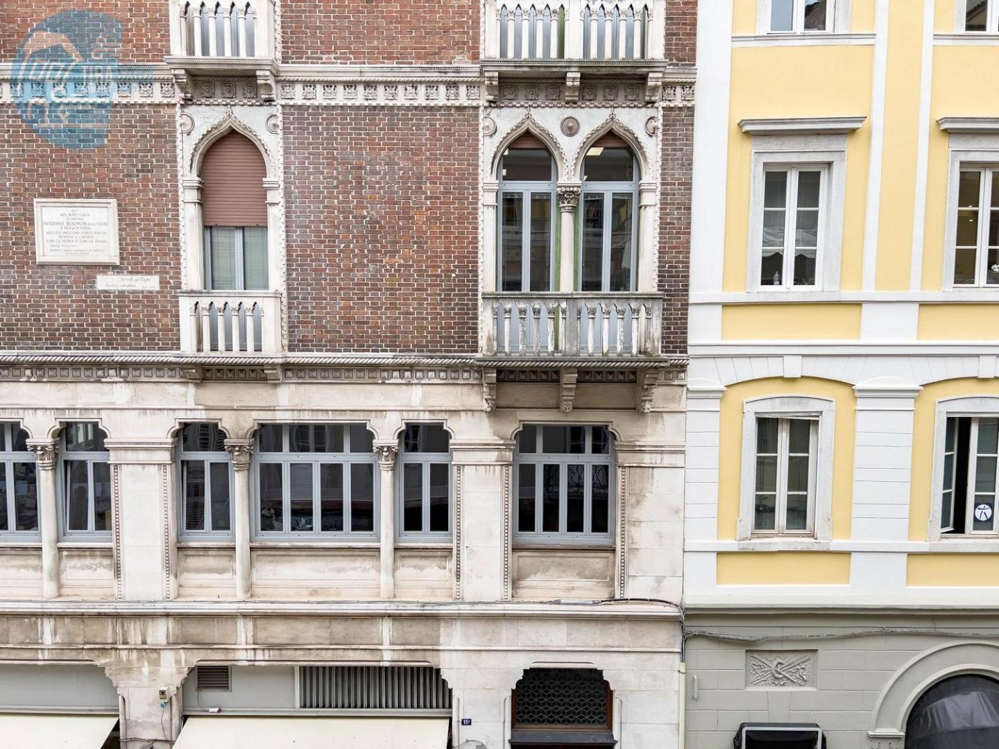San Nicolo 14 Tirabora Short Rent Apartment ตรีเอสเต ภายนอก รูปภาพ