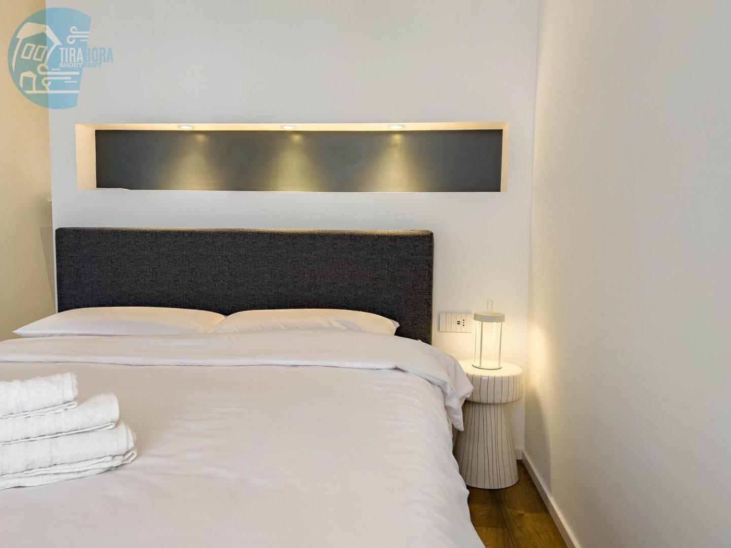 San Nicolo 14 Tirabora Short Rent Apartment ตรีเอสเต ภายนอก รูปภาพ