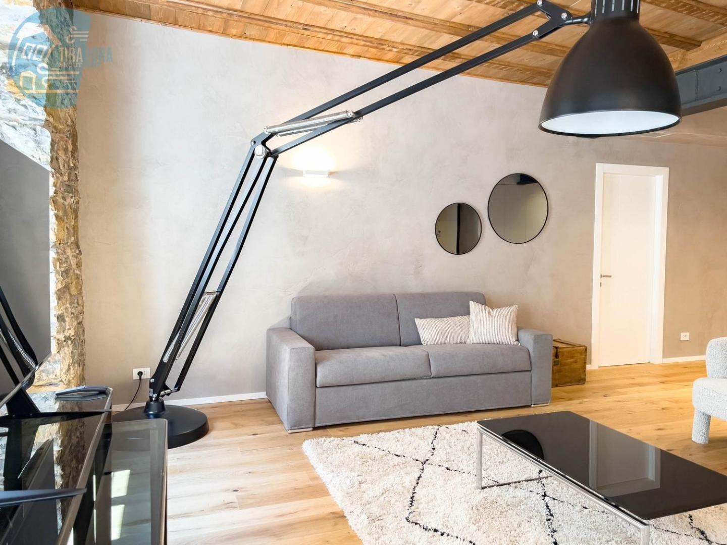 San Nicolo 14 Tirabora Short Rent Apartment ตรีเอสเต ภายนอก รูปภาพ
